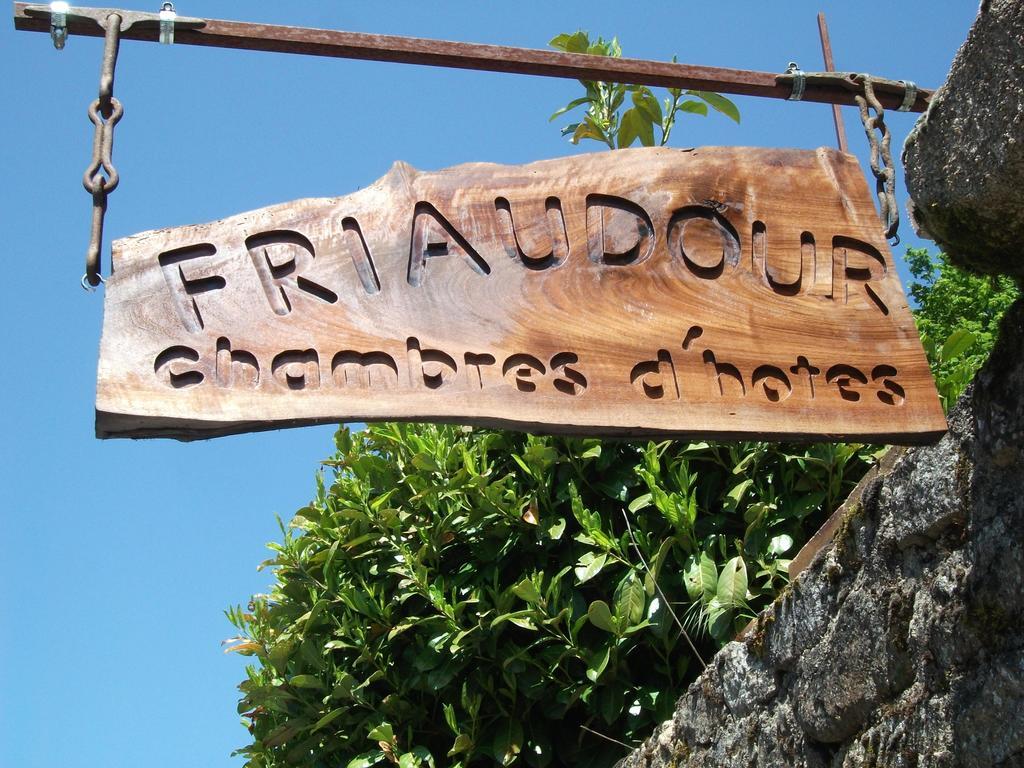 38 Friaudour Bed and Breakfast Saint-Pardoux-lʼOrtigier Værelse billede