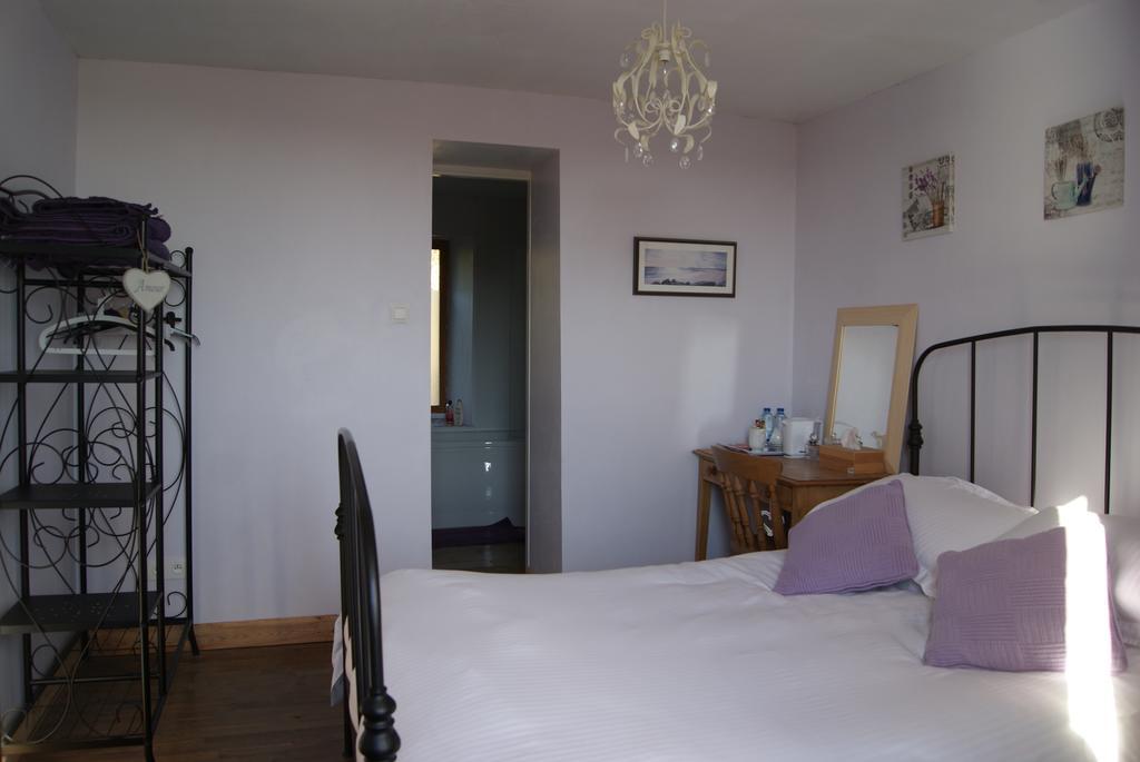 38 Friaudour Bed and Breakfast Saint-Pardoux-lʼOrtigier Eksteriør billede