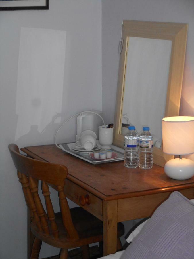 38 Friaudour Bed and Breakfast Saint-Pardoux-lʼOrtigier Eksteriør billede
